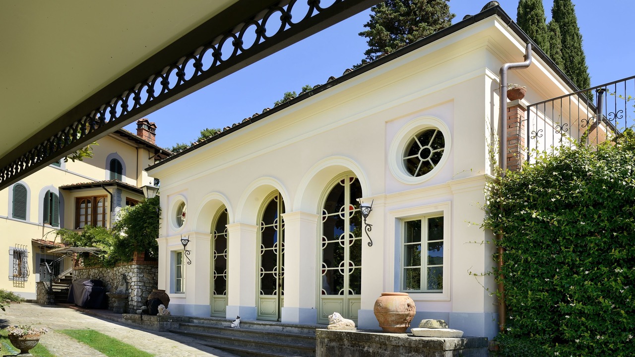 Photo of Outdoor in Saturnana
