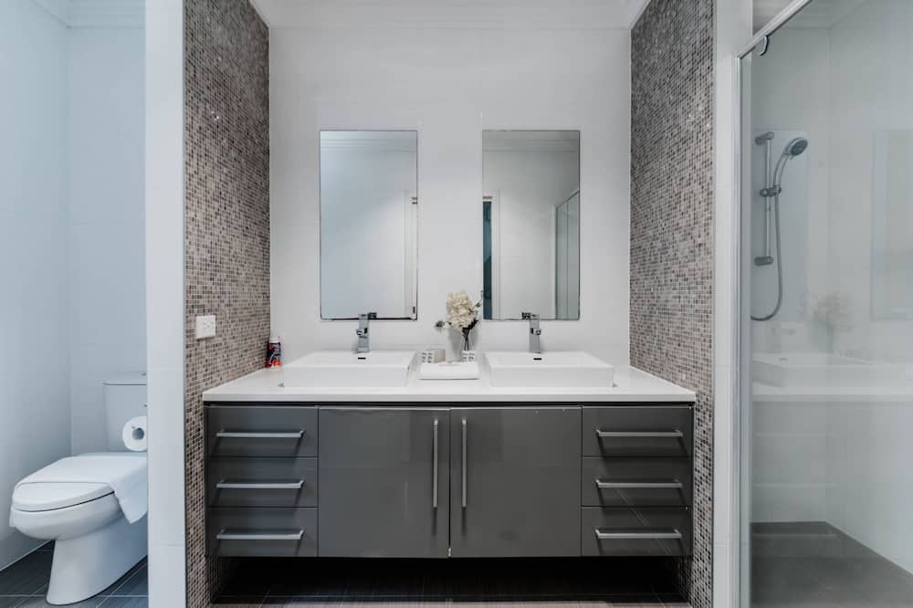 Photo of Bathroom in Forde