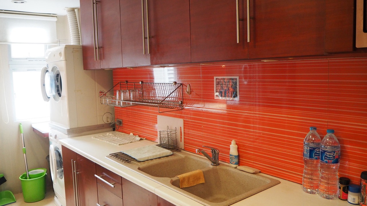 Photo of Kitchen in Khlong Toei Nuea