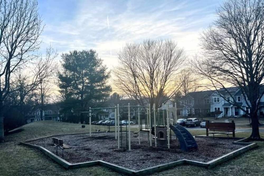 Photo of Outdoor in Aspen Hill