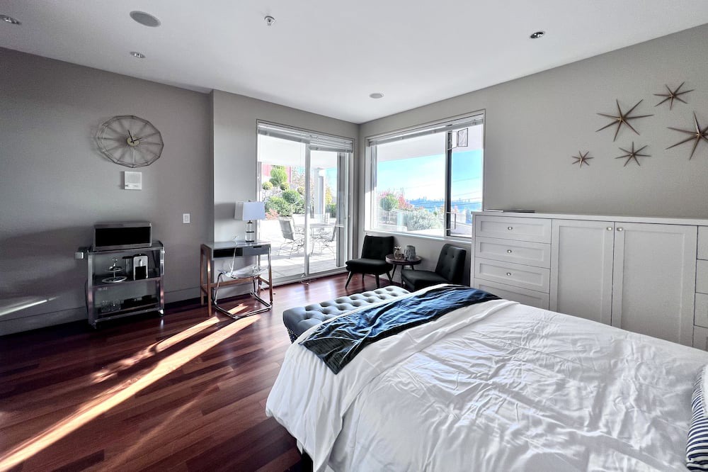 Photo of Bedroom in West Vancouver