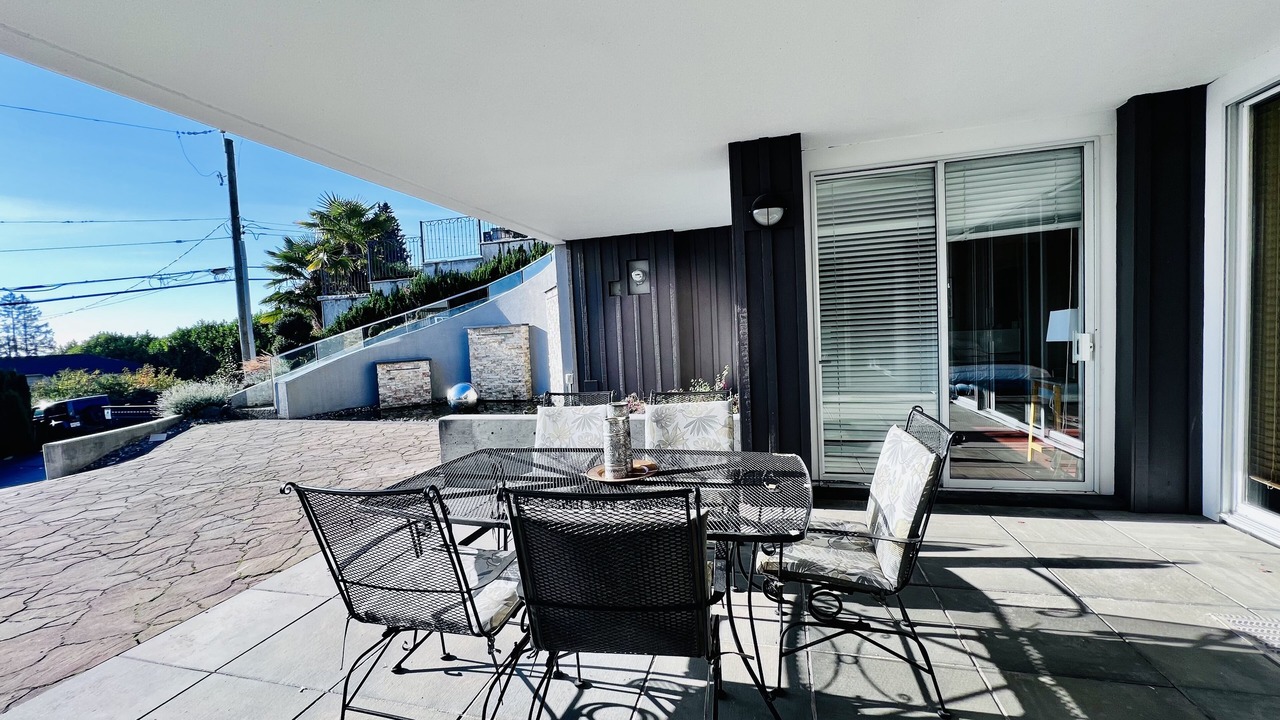 Photo of Outdoor in West Vancouver