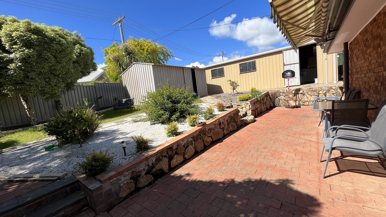 Photo of Outdoor in Florey