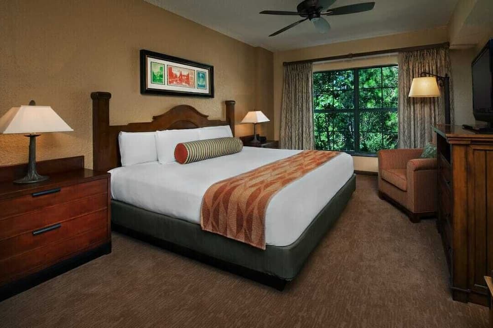 Photo of Bedroom in Bay Lake