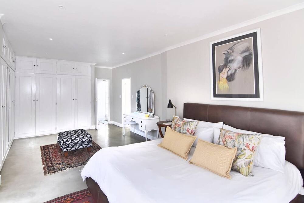 Photo of Bedroom in Greater Johannesburg Metropolitan Area