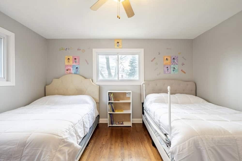 Photo of Bedroom in South Holland