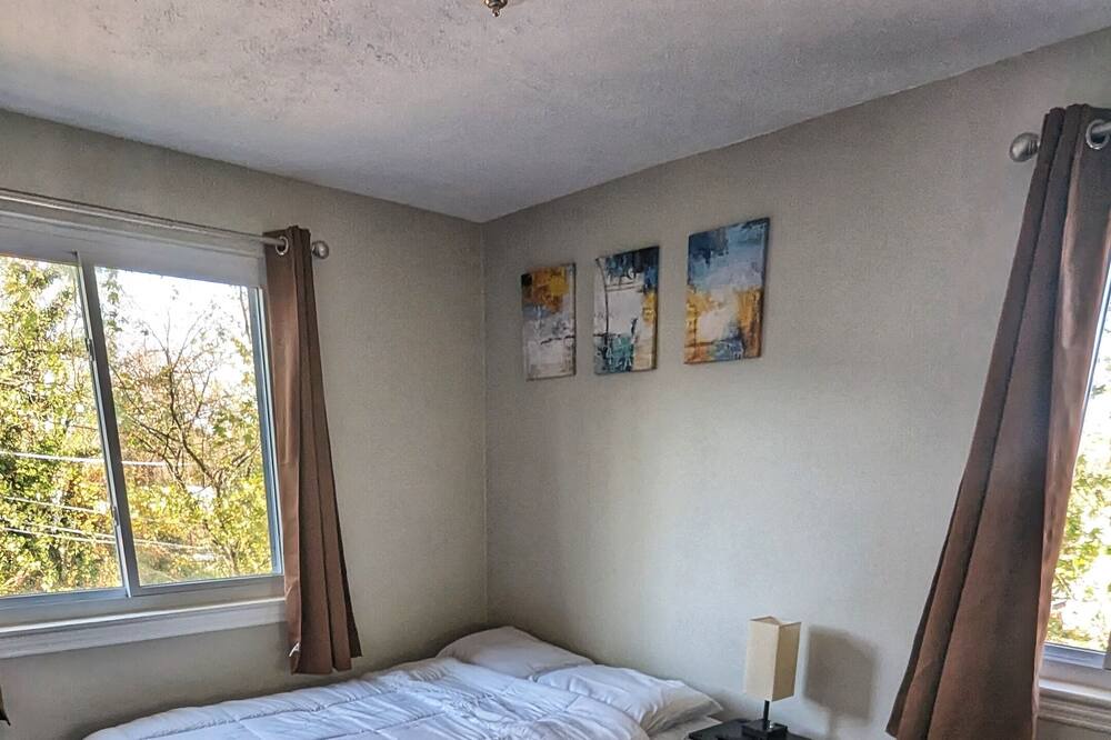 Photo of Bedroom in Southeast