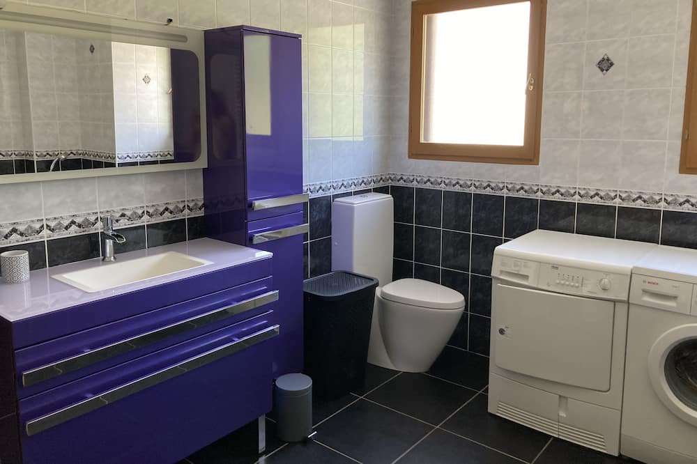 Photo of Bathroom in Pallud