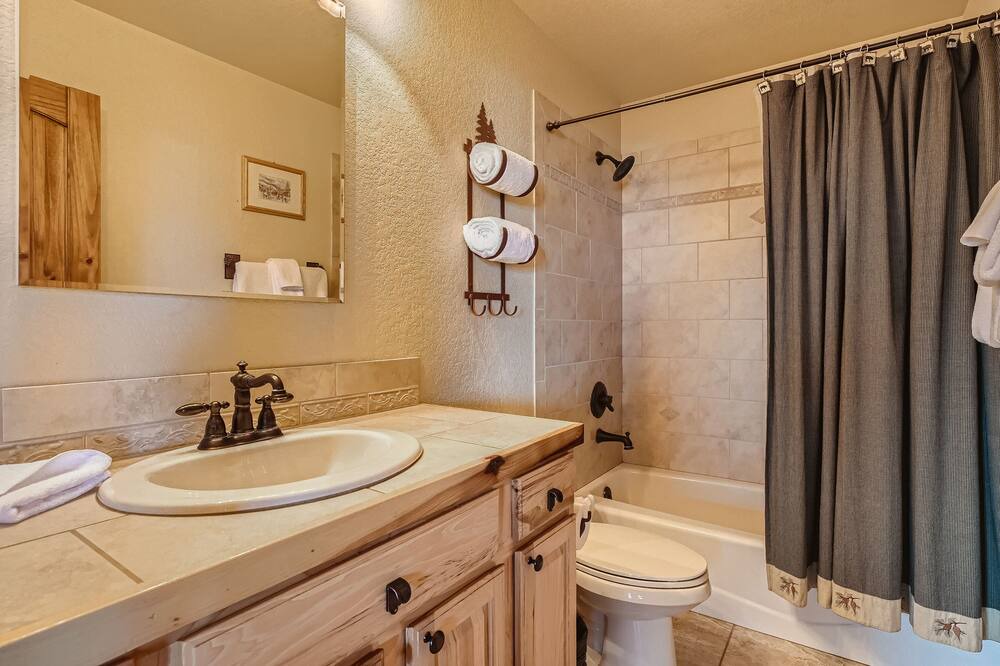 Photo of Bathroom in Warm Springs