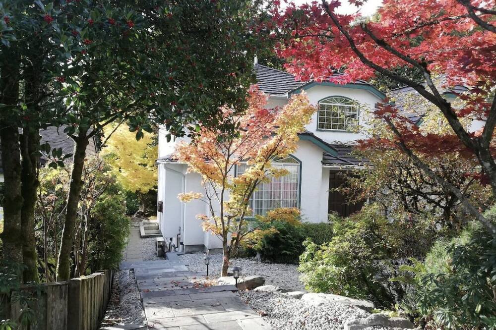 Photo of Outdoor in Canyon Heights