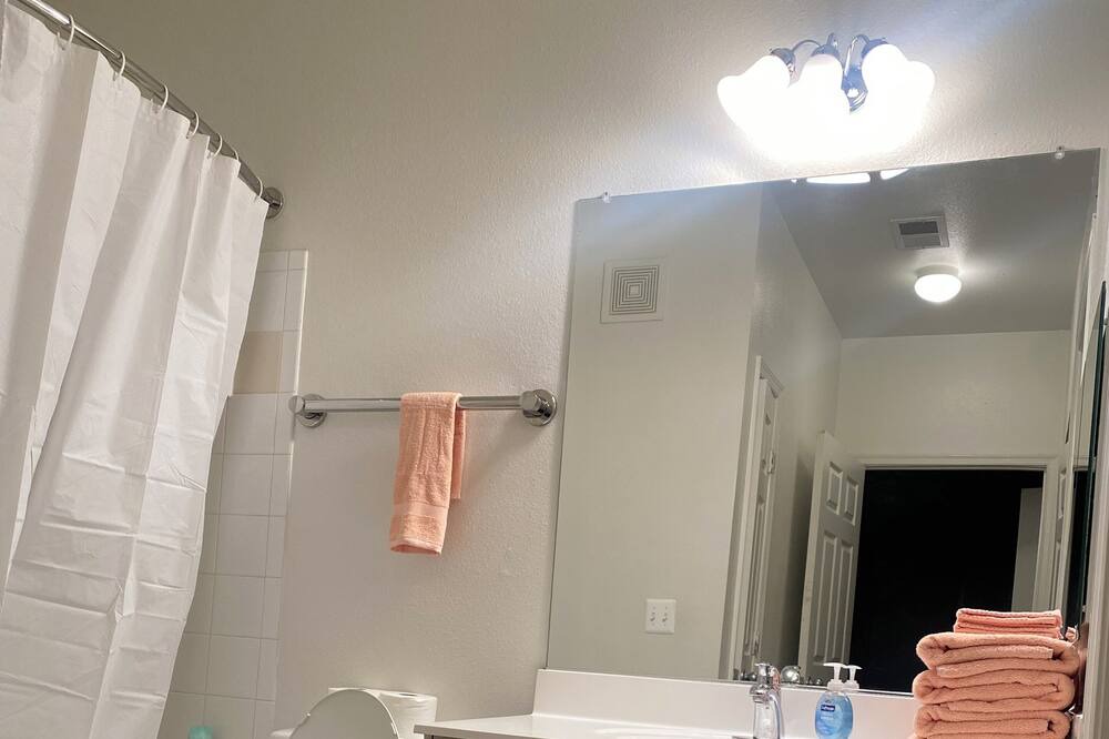 Photo of Bathroom in North Bethesda