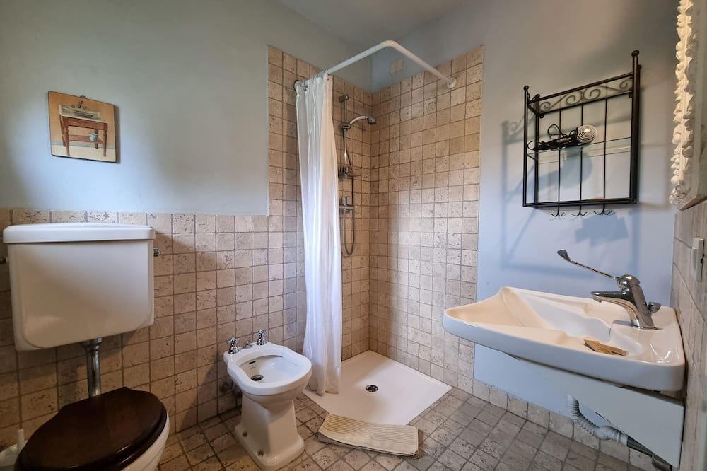 Photo of Bathroom in Montecastello