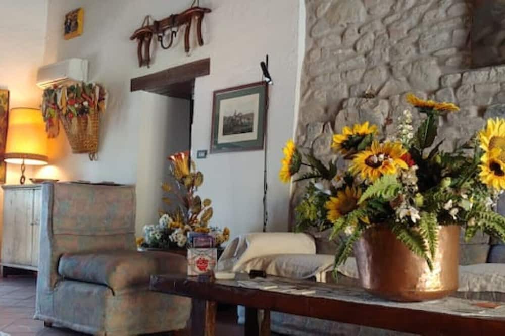 Photo of Livingroom in Monteveglio