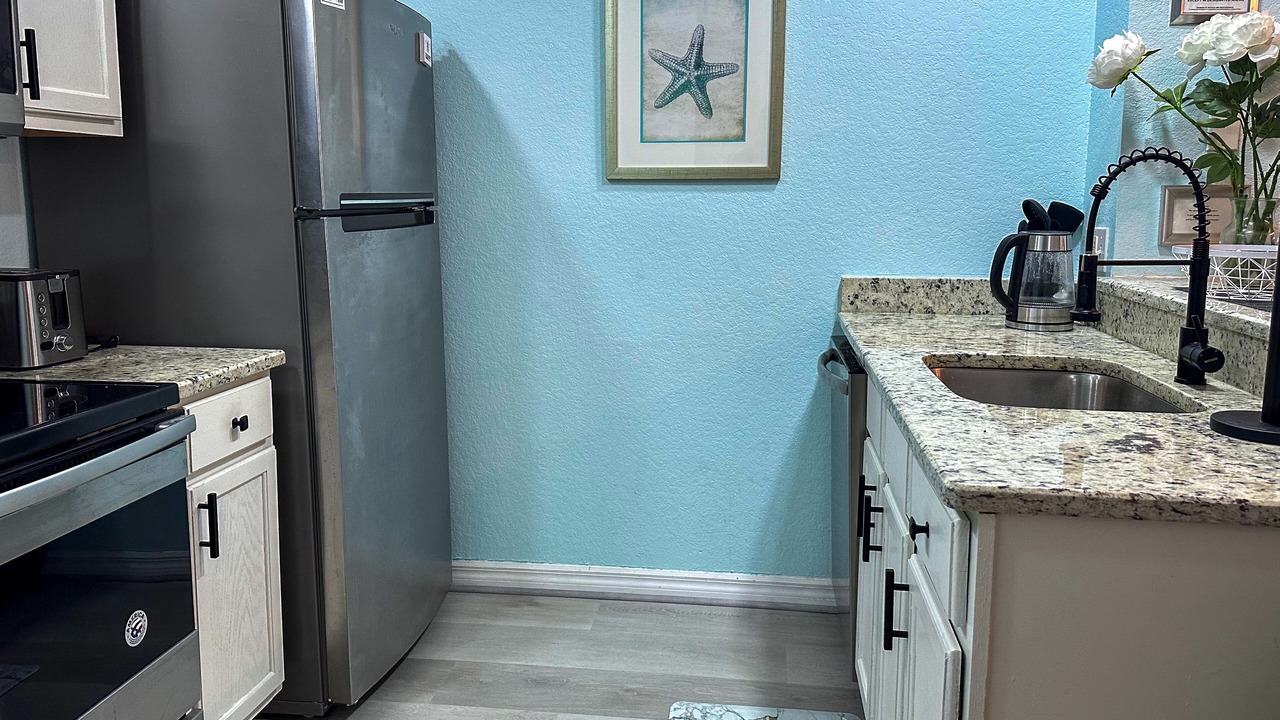 Photo of Kitchen in Venetian Bay Villages