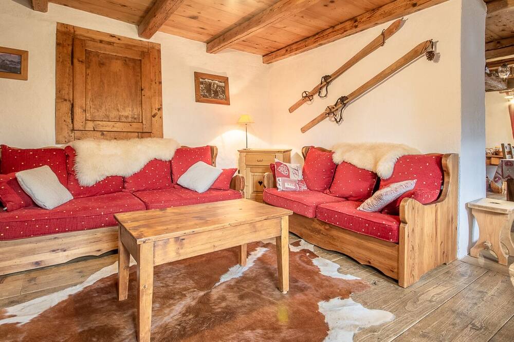 Photo of Livingroom in Queige