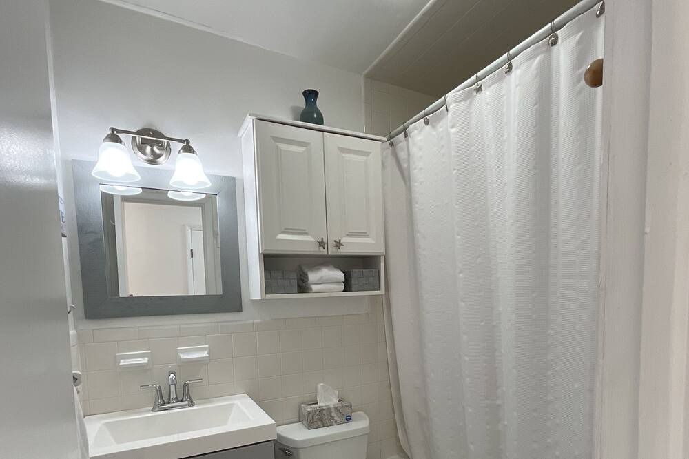 Photo of Bathroom in Northwest Harbor
