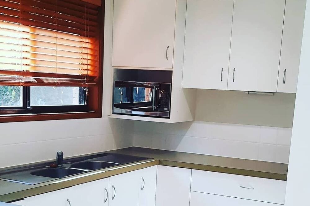 Photo of Kitchen in Scullin