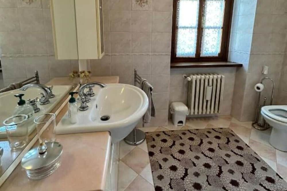Photo of Bathroom in Chiusi della Verna