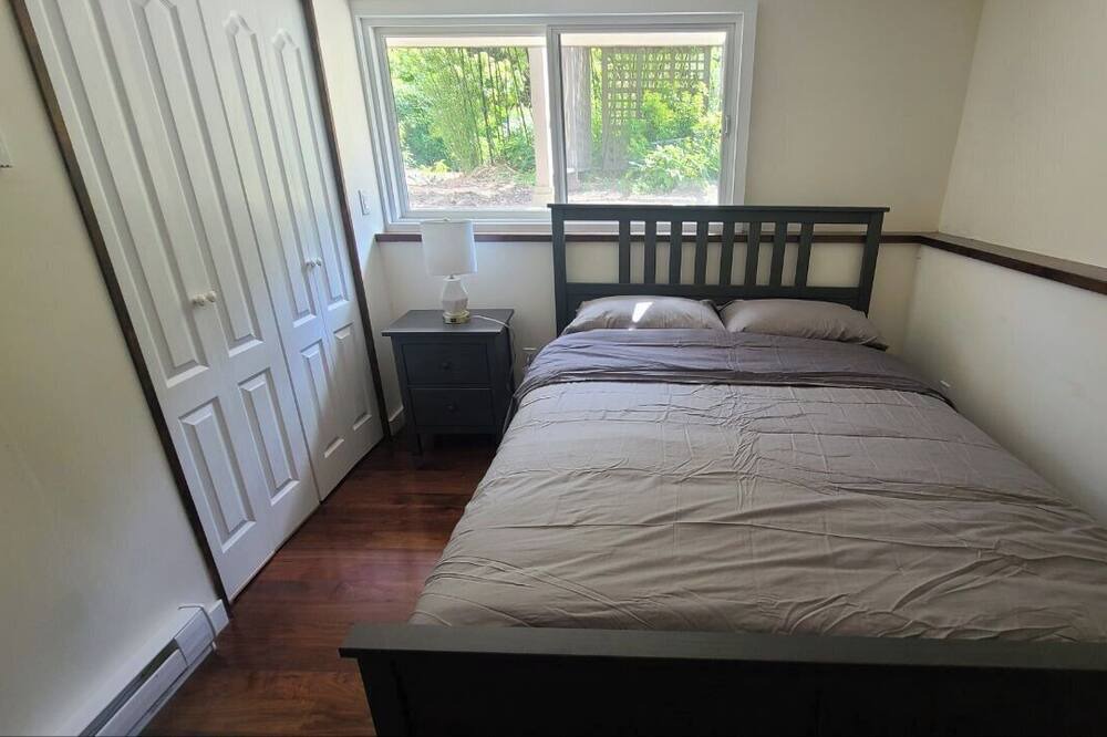 Photo of Bedroom in Upper Lonsdale