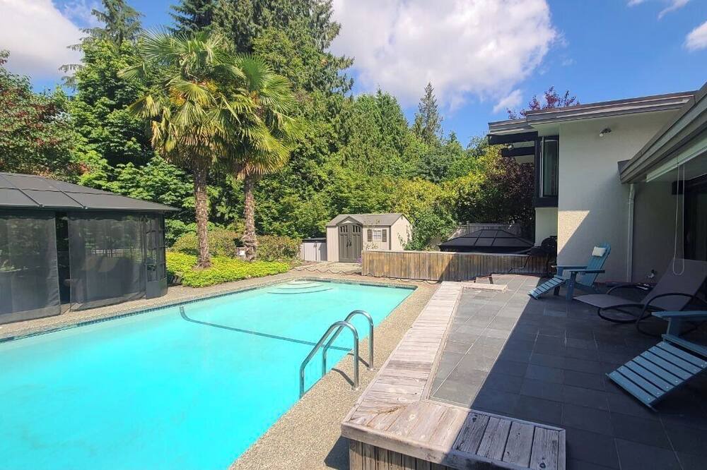 Photo of Outdoor in Upper Lonsdale
