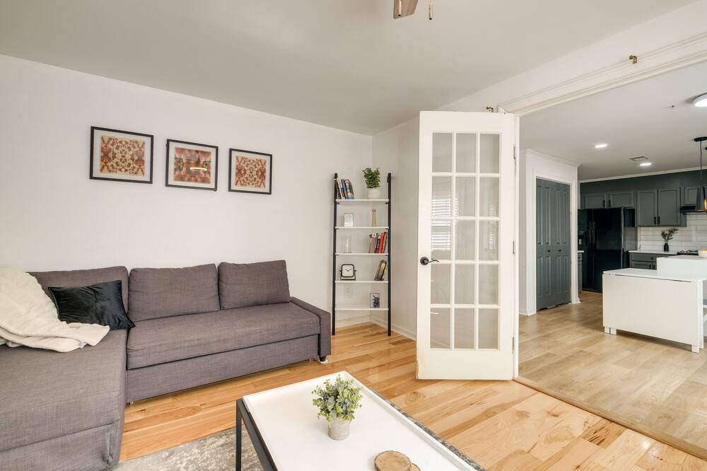 Photo of Livingroom in Landover