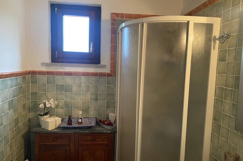 Photo of Bathroom in Gaiole in Chianti