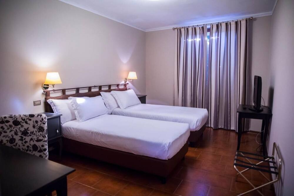 Photo of Bedroom in Fiorenzuola d'Arda