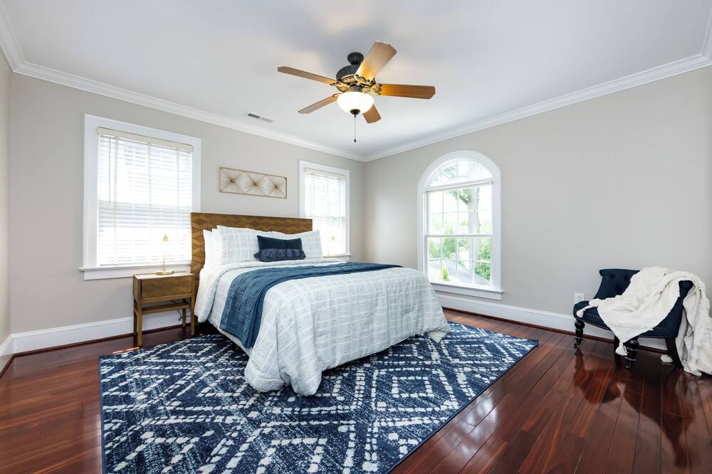 Photo of Bedroom in Plaza Midwood