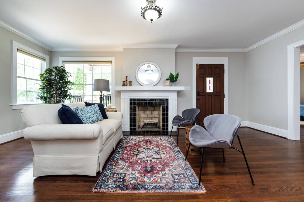 Photo of Livingroom in Plaza Midwood