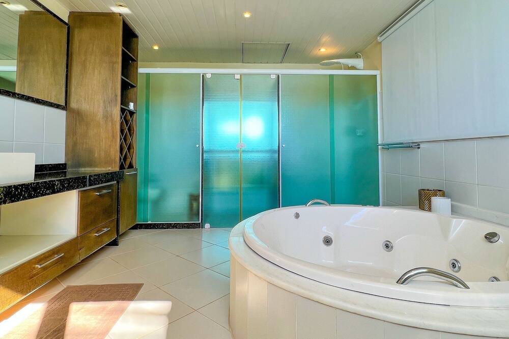 Photo of Bathroom in Japuiba