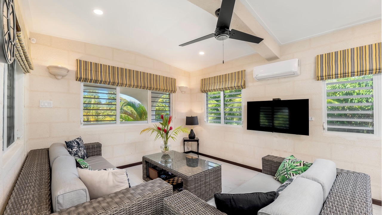 Photo of Livingroom in Sunset Crest