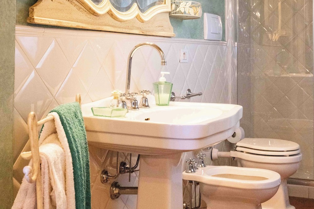 Photo of Bathroom in Cavallina