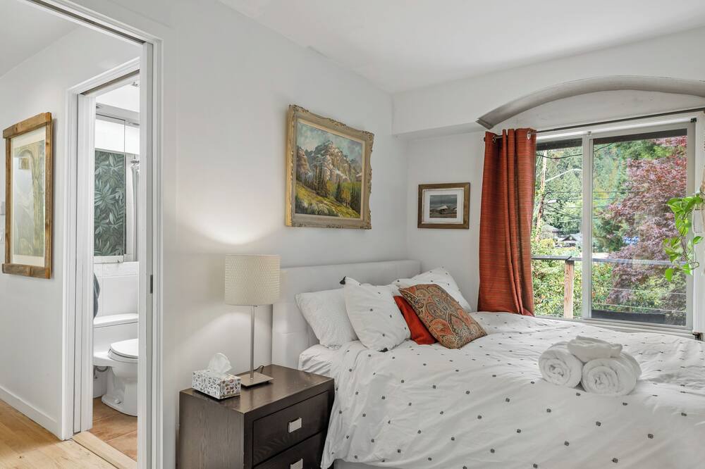 Photo of Bedroom in West Vancouver
