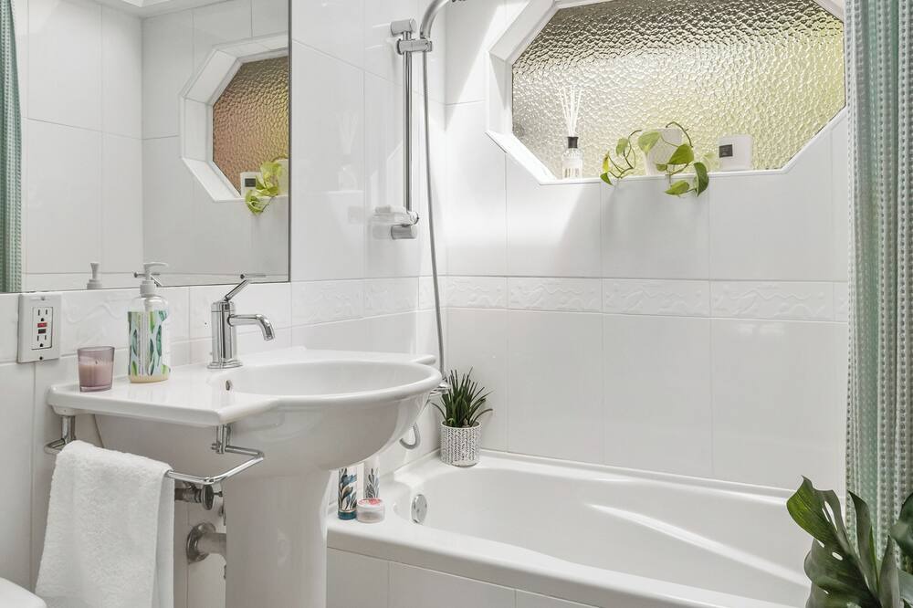 Photo of Bathroom in West Vancouver