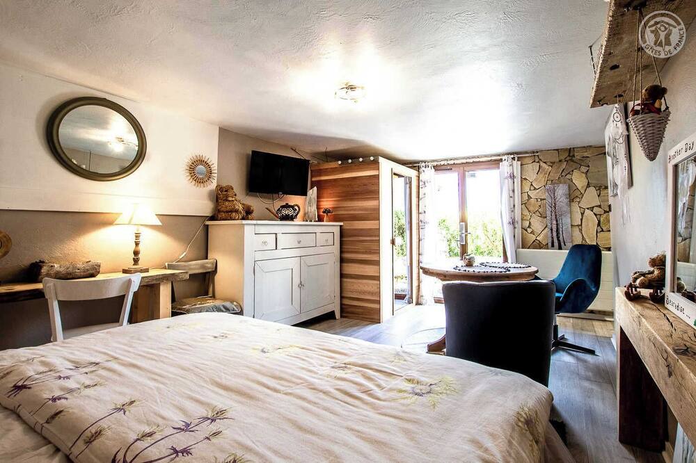 Photo of Bedroom in Monthion