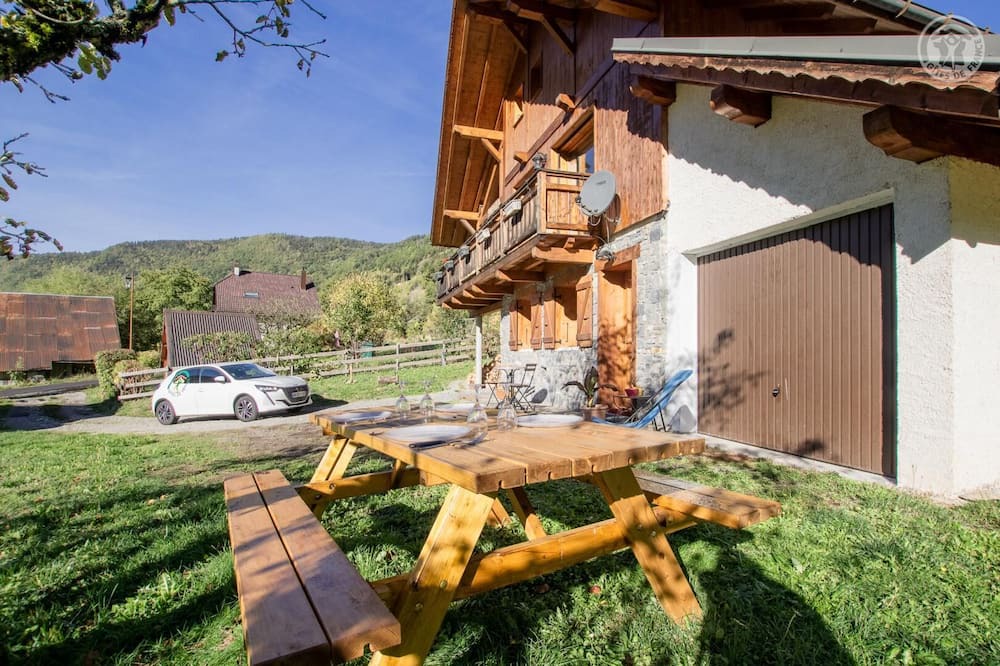 Photo of Outdoor in Queige
