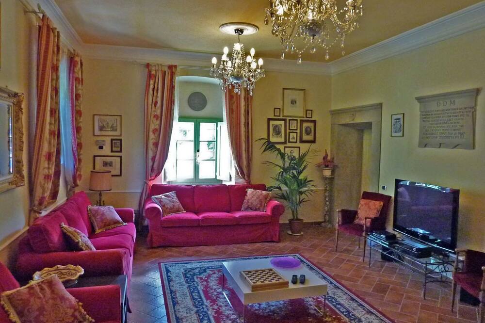 Photo of Livingroom in Saturnana