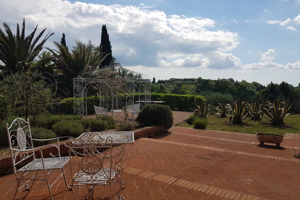 Photo of Outdoor in Palaia