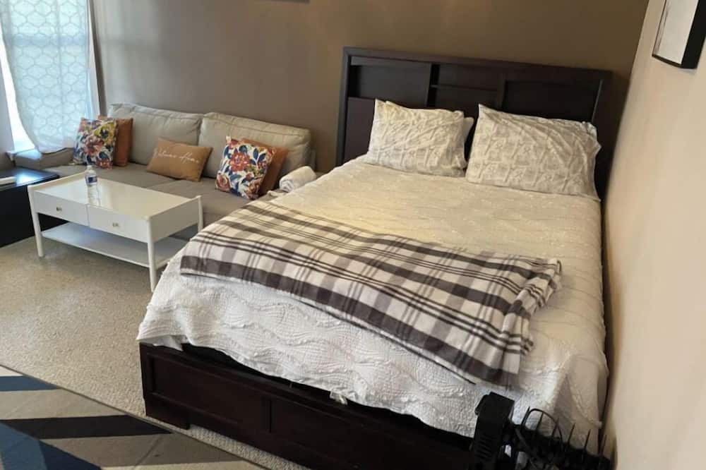 Photo of Bedroom in Laurel