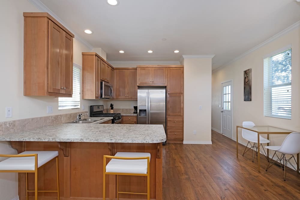 Photo of Kitchen in Lake Elsinore