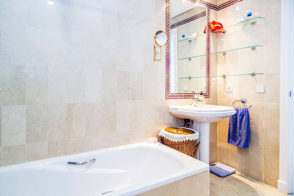 Photo of Bathroom in Casares del Mar