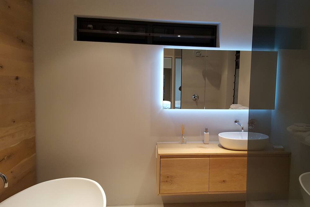 Photo of Bathroom in Plumstead