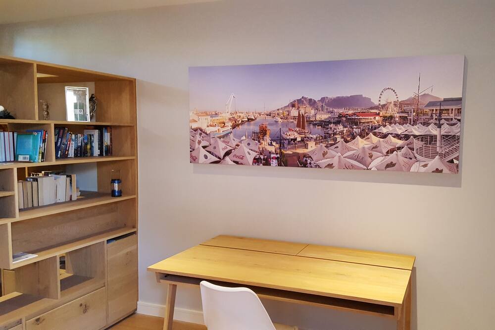 Photo of Kitchen in Plumstead