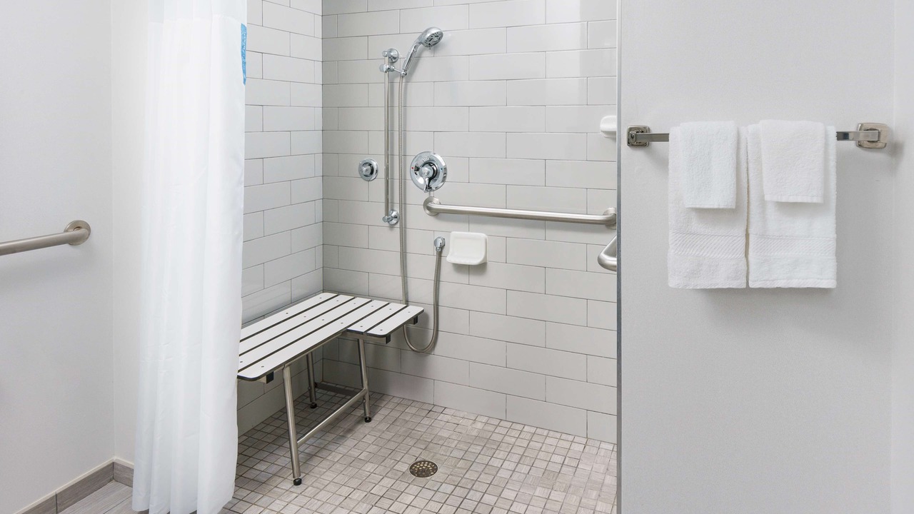 Photo of Bathroom in Connecticut Ave - K Street
