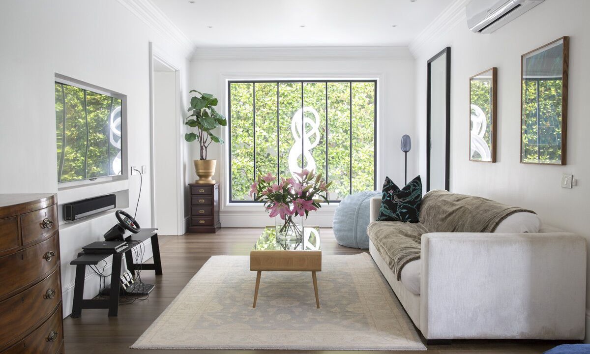 Photo of Livingroom in Bishopscourt