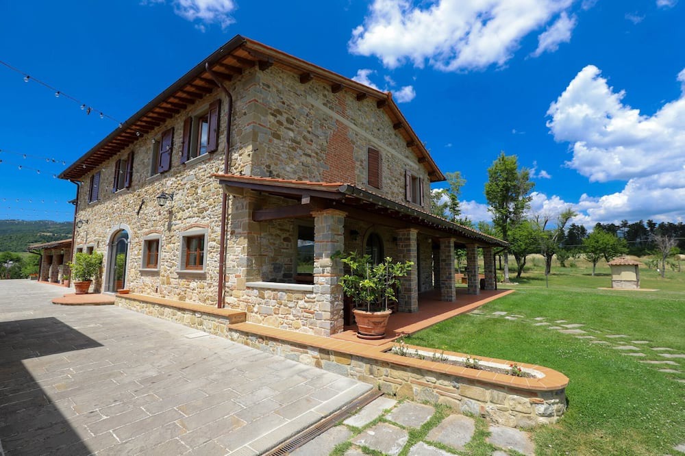 Photo of Outdoor in Starda