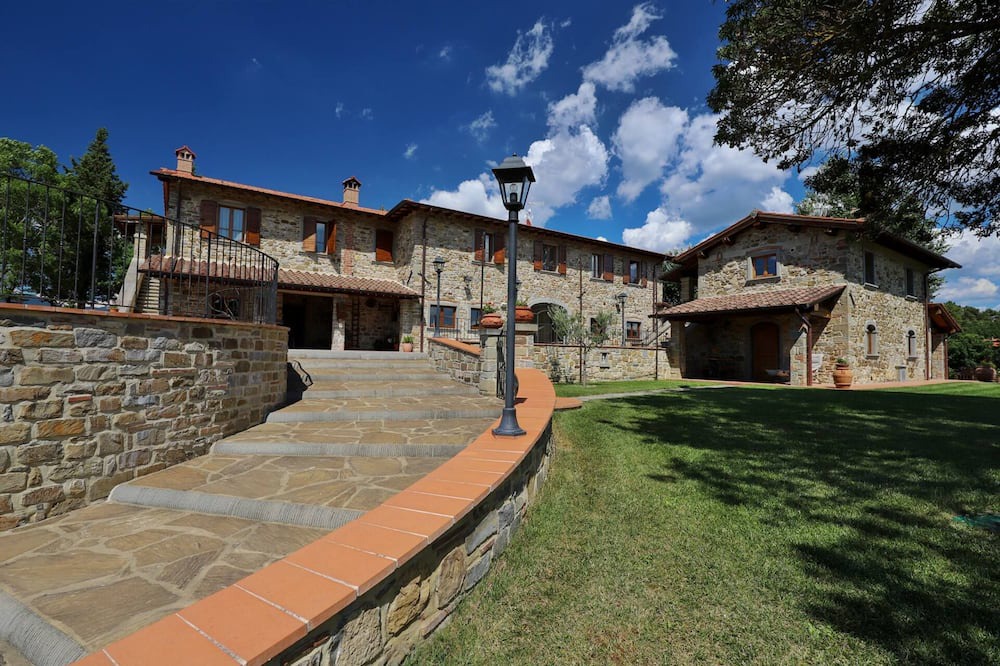 Photo of Outdoor in Starda