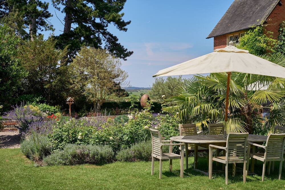 Photo of Outdoor in Wickhamford