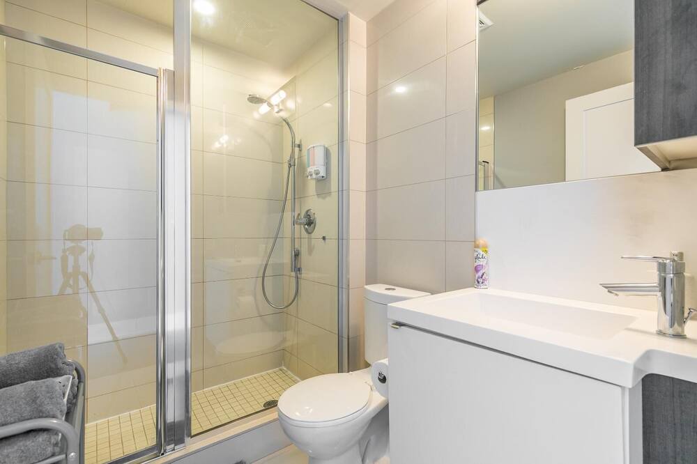Photo of Bathroom in Toronto Entertainment District