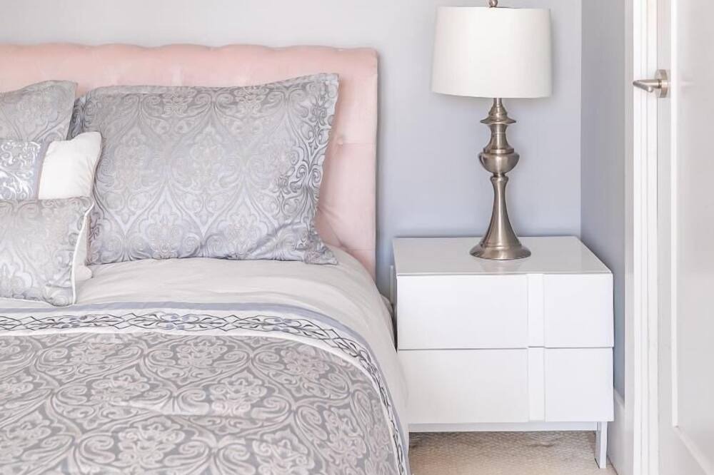Photo of Bedroom in Toronto Entertainment District